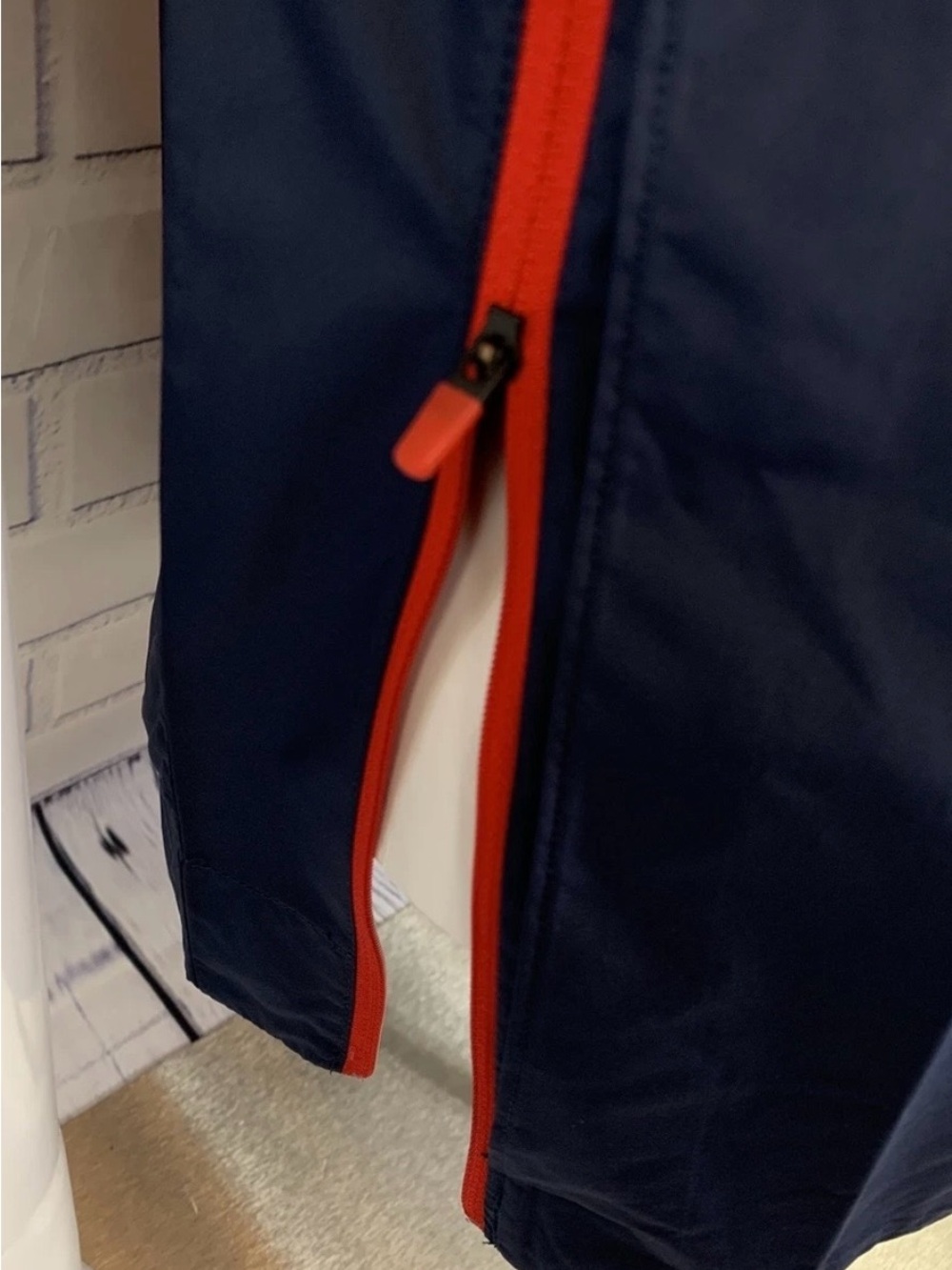 Nike Pullover Orange and Navy Short-Sleeve Half-Zip - Picture 3 of 5